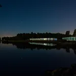 Seaside Glass リゾート 4*