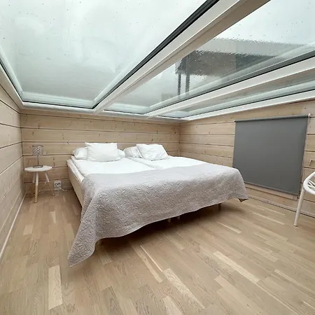 Resort Seaside Glass 4*