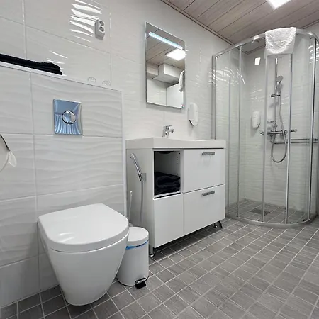 Seaside Glass Lomakeskus 4*