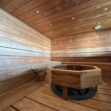 Seaside Glass Resort Kemi