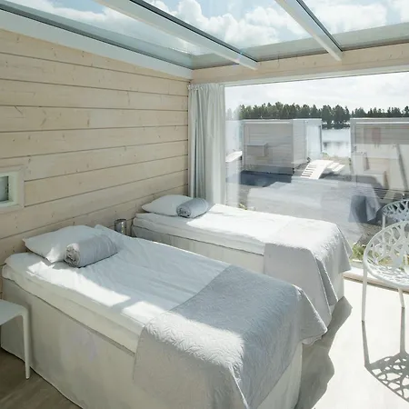 Seaside Glass Resort